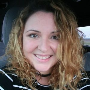 Meet your Posher, Jillian